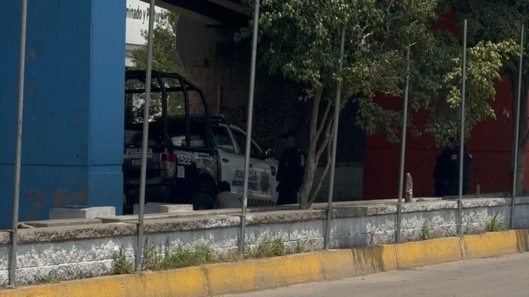 Desalojan campamento de migrantes en puente de Irapuato; hallan drogas y detienen a cuatro