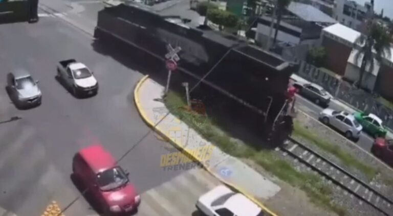 Circula video del momento en que locomotora sin control recorre Irapuato antes de causar tragedia