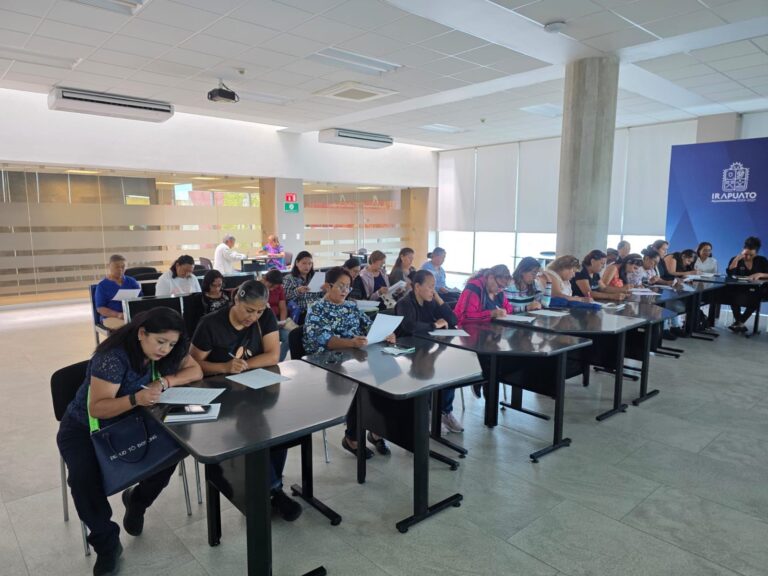 Impulsa DIF Irapuato formación para cuidadores con enfoque humano y familiar