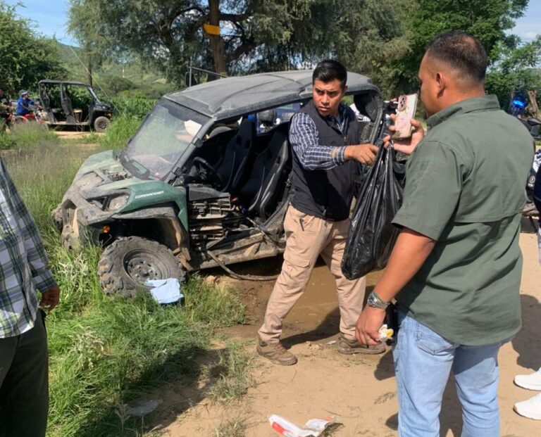 Presuntos familiares de gobernadora Libia chocan su RZR contra vagoneta