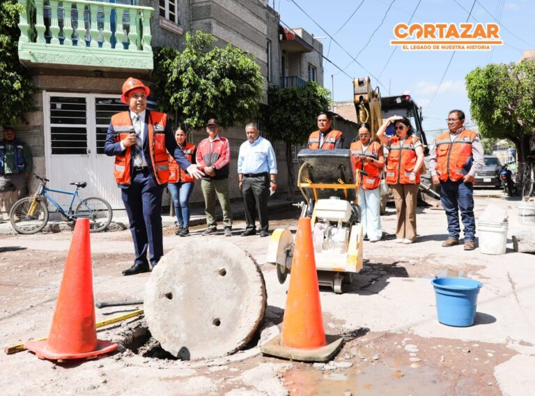 Arranca rehabilitación de drenaje sanitario en Tierrafría