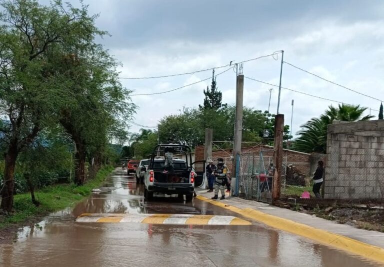 Autoridades federales, estatales y municipales realizan operativo ante afectaciones por lluvias en Pénjamo