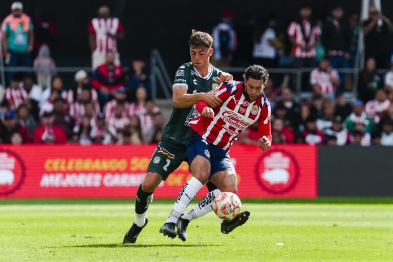 Chivas gana a León en amistoso antes del Clásico Nacional contra el América