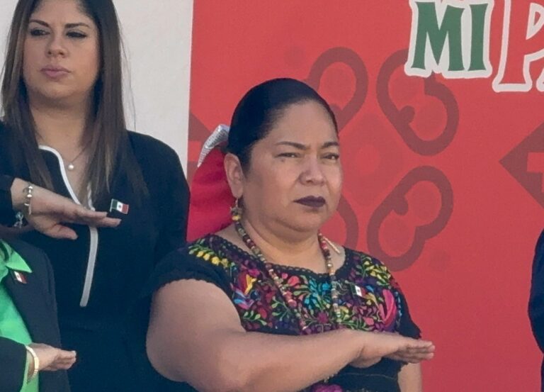 80 estudiantes no recogieron su beca en Irapuato