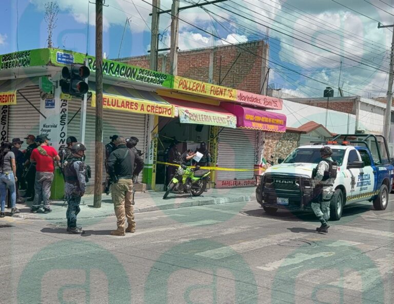 Dos personas fallecidas y una lesionada deja ataque en una pollería de Irapuato