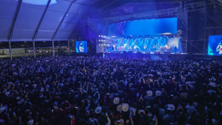 Intocable reúne a más de 56 mil personas en la Feria de los Sanmiguelenses 2025