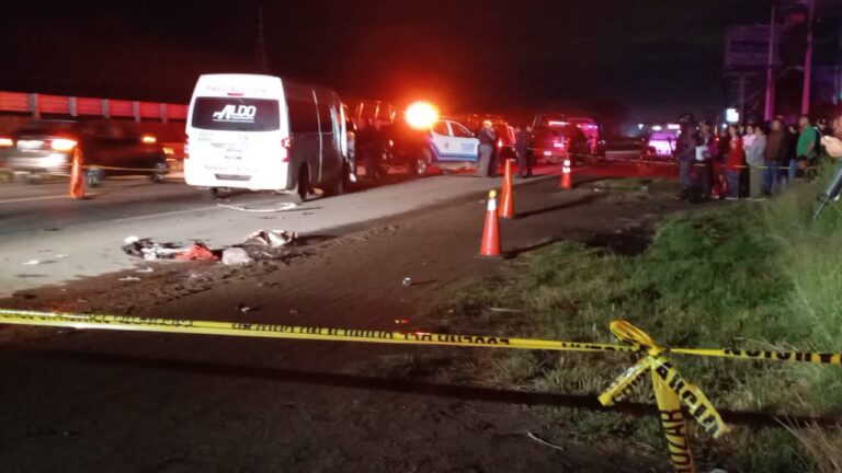 Muere joven en accidente de moto en la carretera