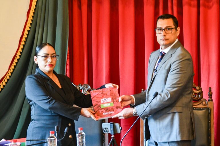 Rinde Mauricio Trejo su Primer Informe de Gobierno