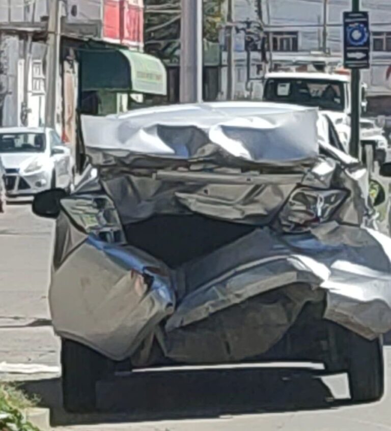 Persecución en Celaya deja caos vial y dos lesionados