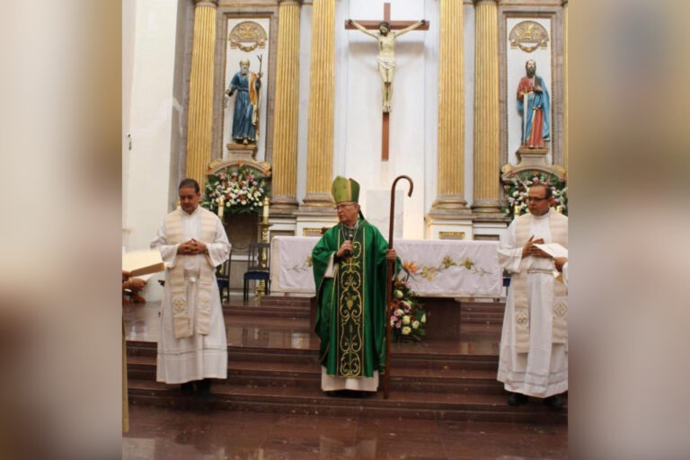 Consterna al Obispo de Irapuato el hallazgo de 6 cuerpos en fosa clandestina de Molino de Santa Ana