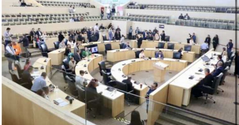 Aprueban la recomendación sobre las remuneraciones de los integrantes de los ayuntamientos para el 2026