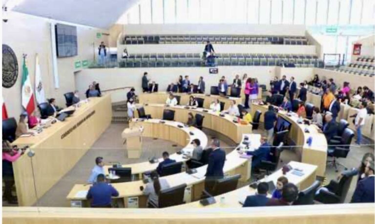 Reforman la ley para que se otorguen apoyos permanentes a personas con discapacidad