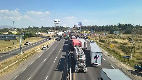 Gobierno de México llega a acuerdo con productores de maíz; se entregará un apoyo de de 950 pesos por tonelada