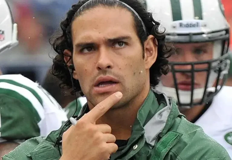 Apuñalan a Mark Sánchez, exquarterback de origen mexicano de la NFL