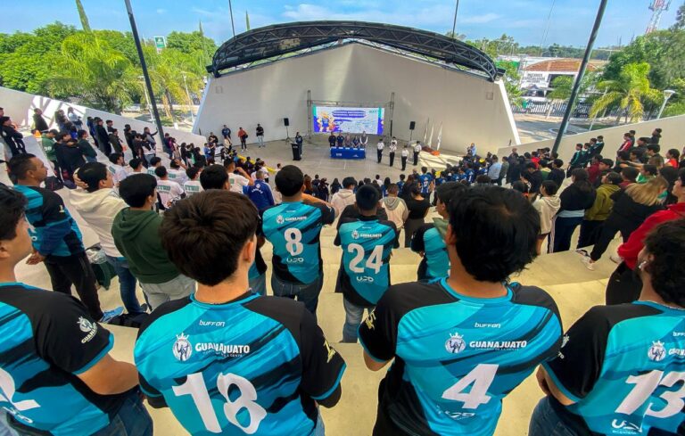 Inauguran segundo encuentro regional deportivo en Cortazar