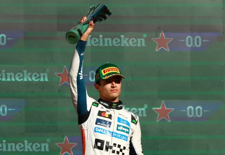 Lando Norris reina en GP de México 2025 y es nuevo líder mundial