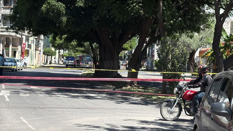 Alarma fuga de gas natural en Las Reinas en Irapuato