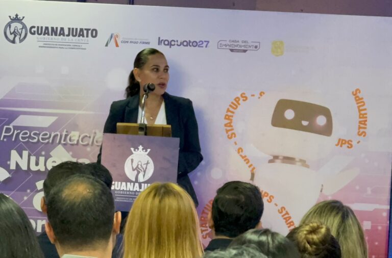 Asegura Alcaldesa que la decisión de remover a Benavides fue de ella