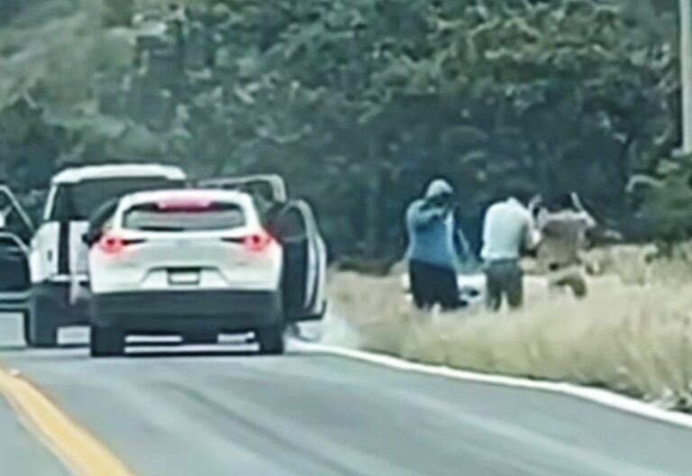 Fiscalía investiga robo a mano armada en tramo Juventino Rosas–Guanajuato