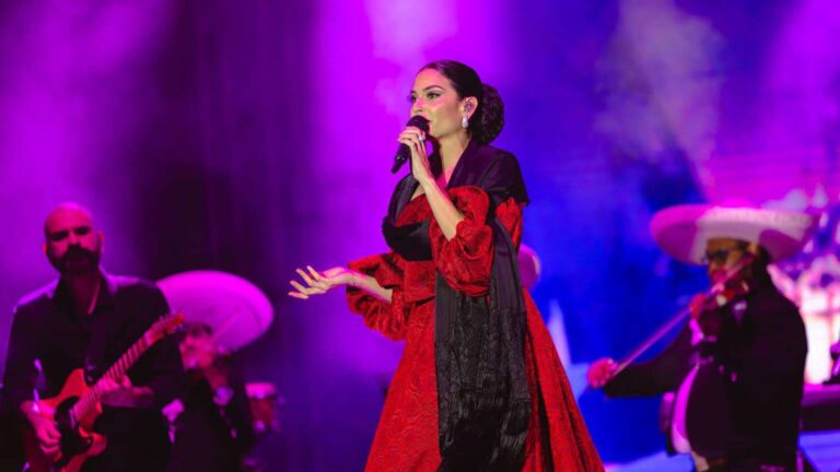 Hospitalizan a Natalia Jiménez tras concierto en la Ciudad de México