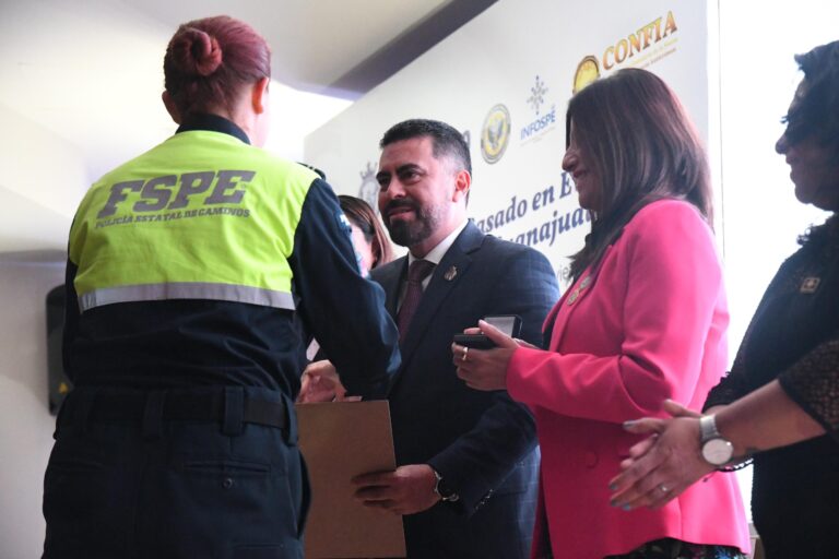 Cierra Secretaría de Seguridad y Paz curso de nuevas herramientas a mandos policiacos de todo Guanajuato