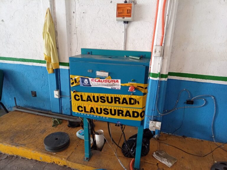 Clausura PAOT Centro de Verificación Vehicular en Irapuato