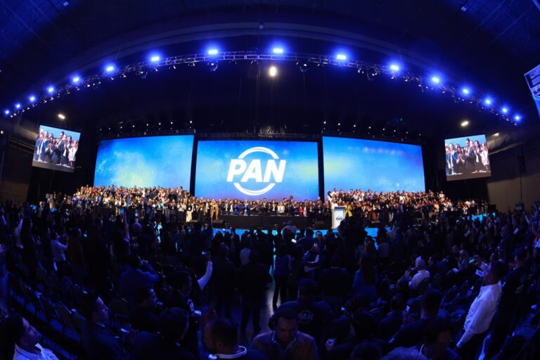 Regresan “Calderonistas” al PAN; partido reforma estatutos e integra consejo nacional