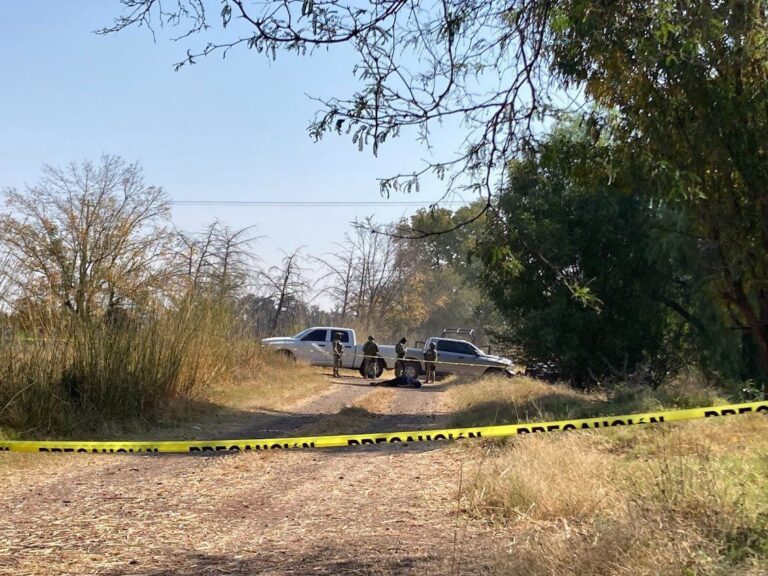 En Valle De Santiago encuentran a una persona sin vida