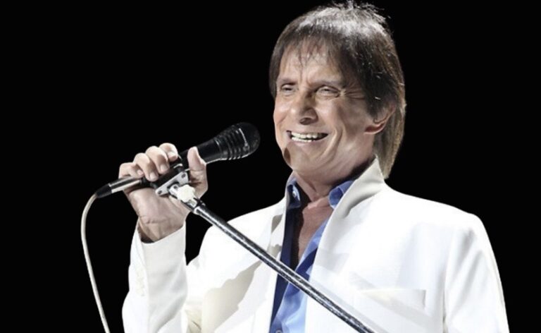 EL CANTANTE BRASILEÑO ROBERTO CARLOS SUFRE ACCIDENTE AUTOMOVILÍSTICO Y ES HOSPITALIZADO