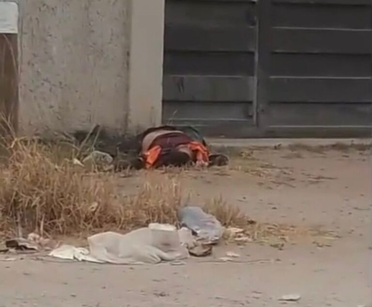 Localizan motociclista sin vida a un costado de la avenida aeropuerto en Celaya