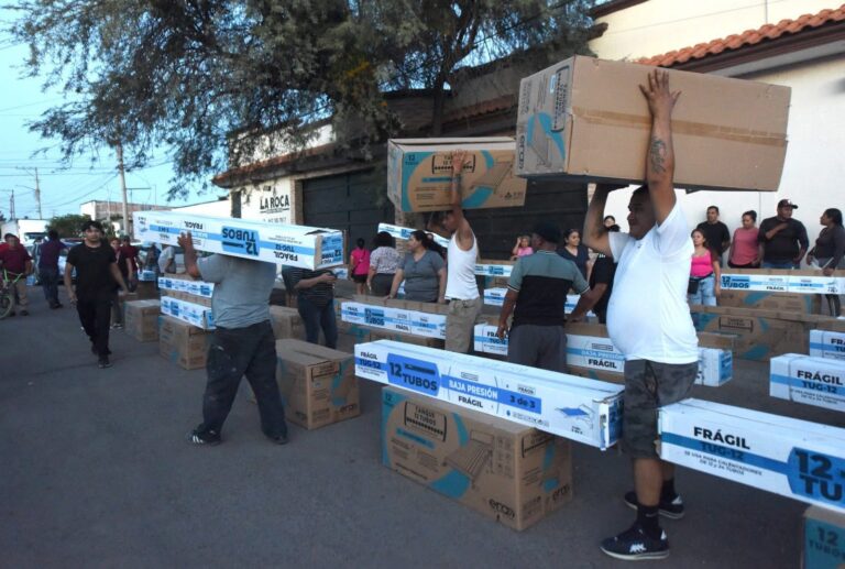 Instalan calentadores solares en comunidades de Irapuato