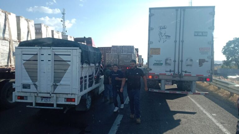 Comienzan bloqueos en Guanajuato