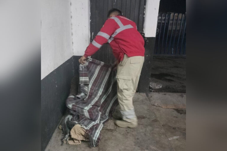 PC Irapuato identifica y apoya a personas en situación de calle ante bajas temperaturas