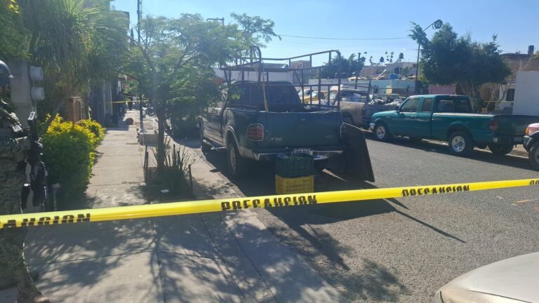 Lesionan a tres personas con arma de fuego afuera de centro de rehabilitación