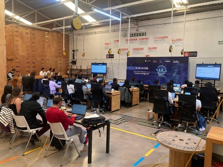 Capacita Guanajuato a más de 6 mil personas servidoras públicas en IA