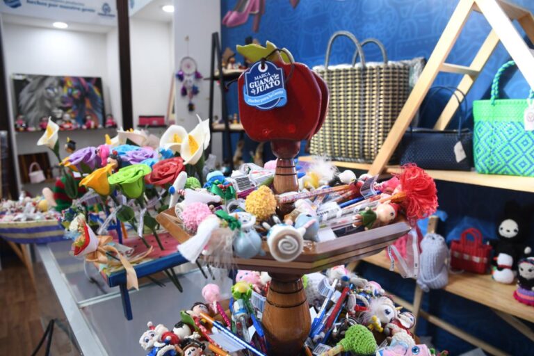 “Artesanos Nuevo Comienzo”: compra, regala y apoya a personas privadas de la libertad en la Feria de León 2026