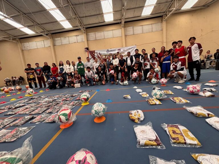 Gobierno de la Gente y Migrantes de la mano para fortalecer tejido social y deportivo en Jaral del Progreso