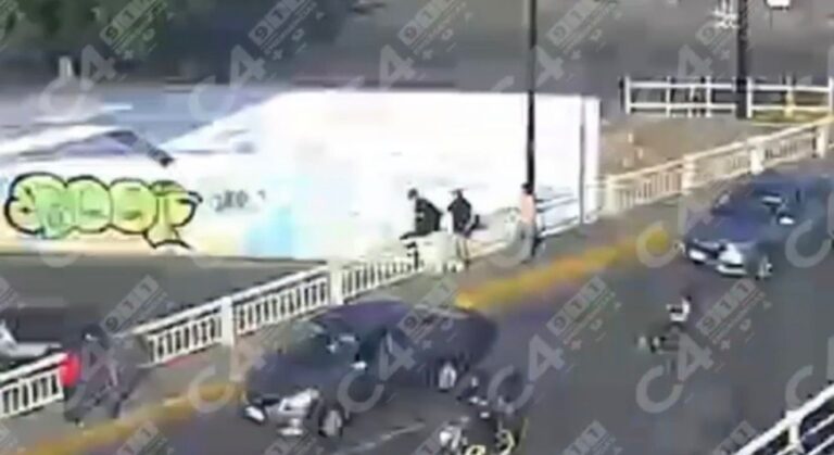 Salvan a un hombre de arrojarse de puente en León