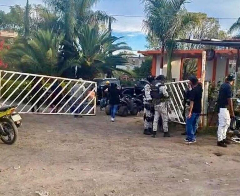 Ataque armado en campo de fútbol de Loma de Flores deja 10 muertos
