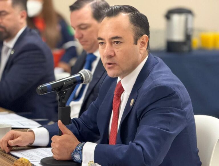 Secretaría de Seguridad revisa vías del tren para evitar actos vandálicos