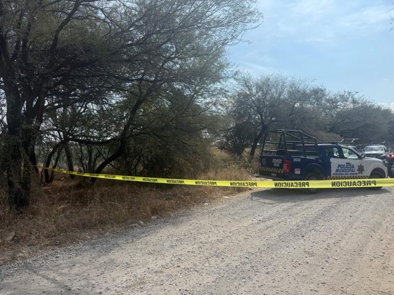 Encuentran persona encobijada en Purísima