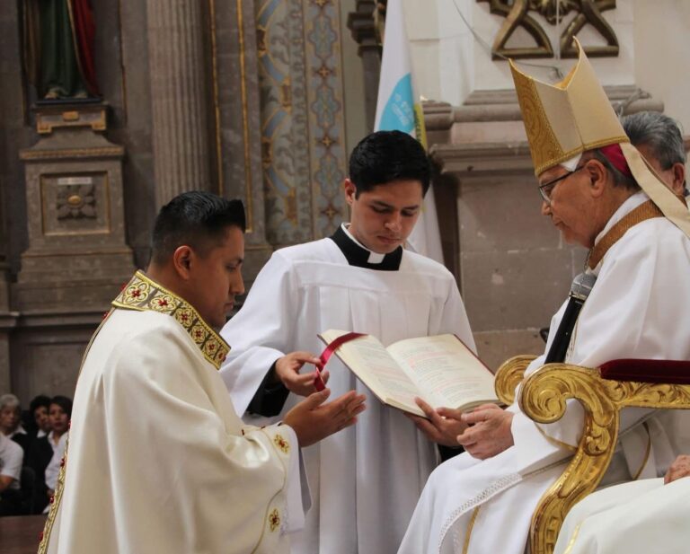 En las comunidades persiste percepción de que están a merced del narco: Obispo de Irapuato