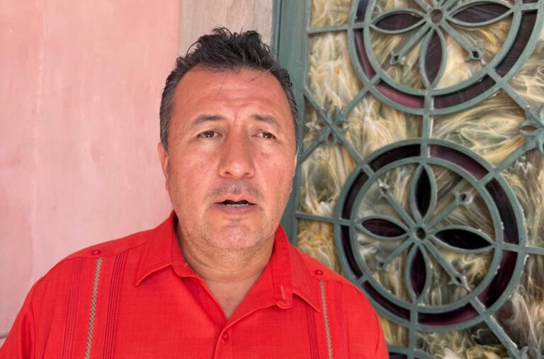 Denuncia regidor de Morena falta de información oficial al Ayuntamiento sobre viaje a Madrid