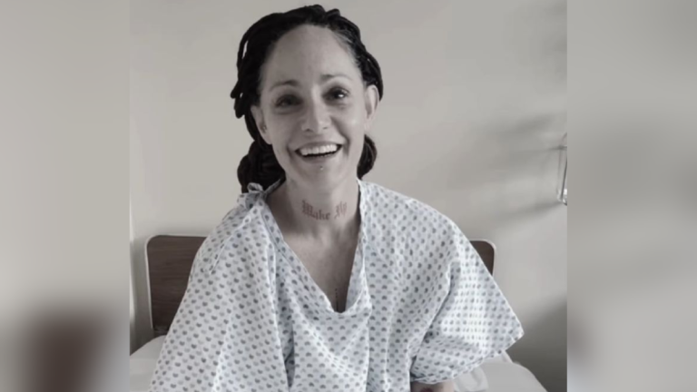 Operan de emergencia a Lolita Cortés por complicaciones derivadas del cáncer que padece