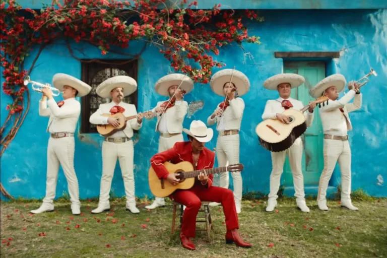 Bruno Mars estrena canción con mariachi inspirada en los boleros mexicanos