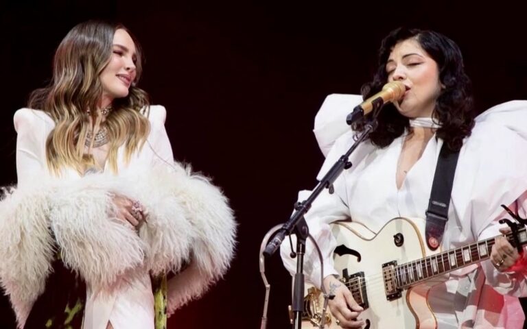 MON LAFERTE Y BELINDA PREPARAN COLABORACIÓN MUSICAL
