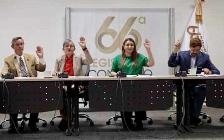 Realizarán foro para docentes en materia de regulación de uso de celulares