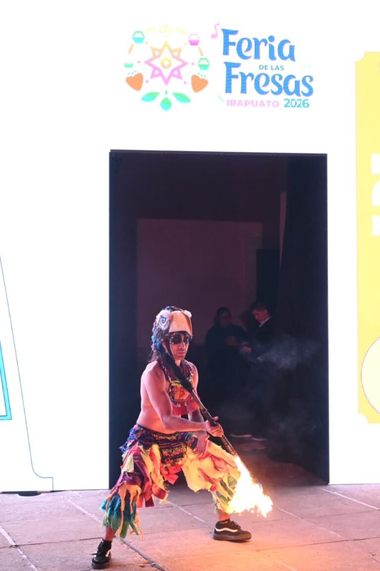 Presentan Feria de las Fresas con cartelera de talla internacional