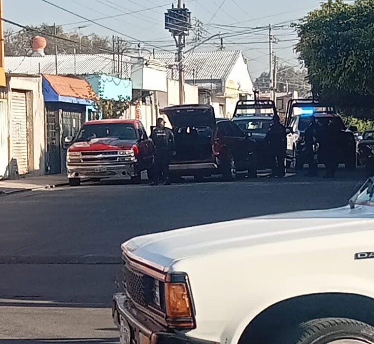 Persecución en la Emiliano Zapata termina con un detenido y dos prófugos