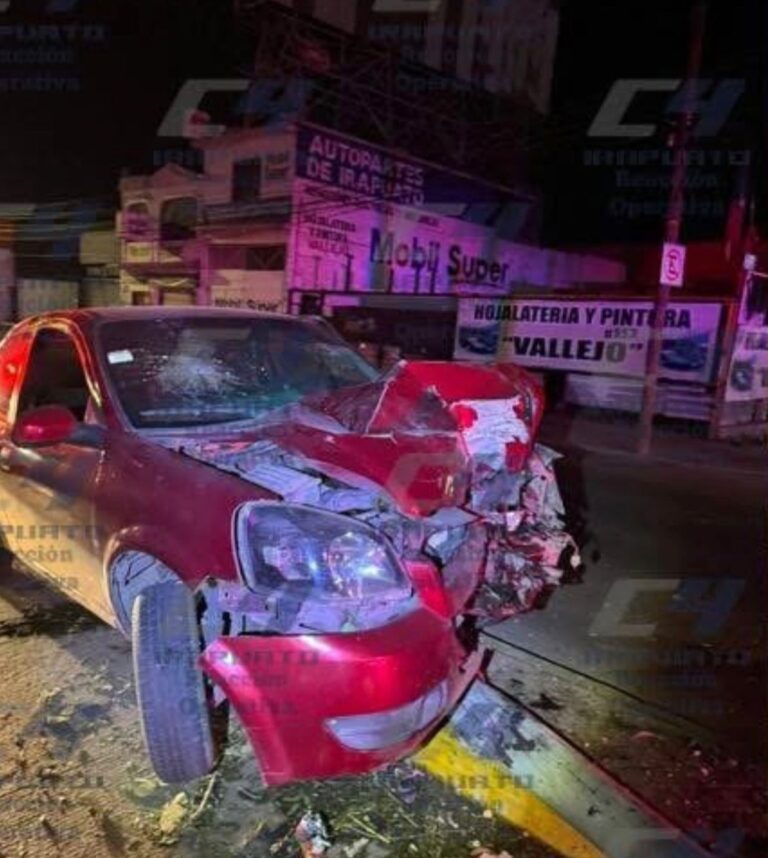 Sobrevive automovilista a accidente.
